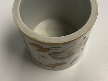A Chinese famille rose 'erotical subject' brush pot, 1st half 19th C.